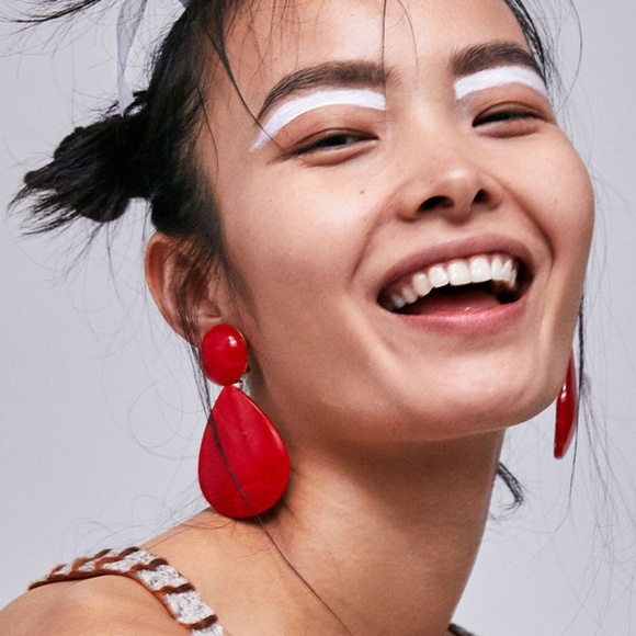 Jewelry - BOGOOOO 50% EYE DROP EARRINGS